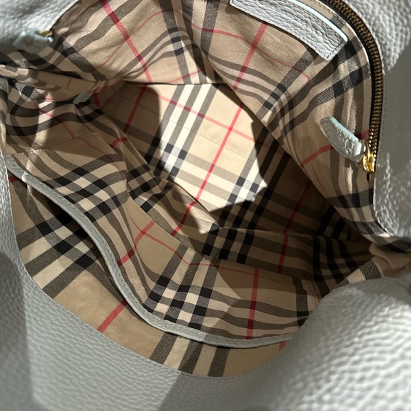 Burberry Tote - Picture 2 of 5